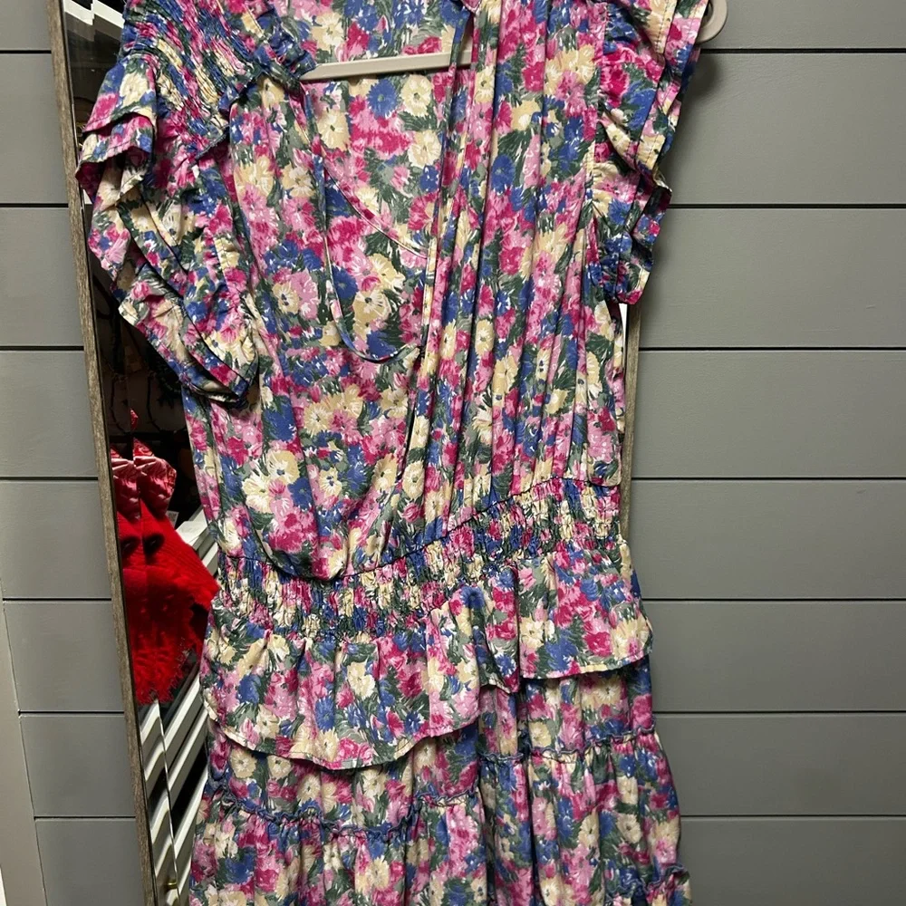 Entro large smocked floral dress - Picture 3 of 4